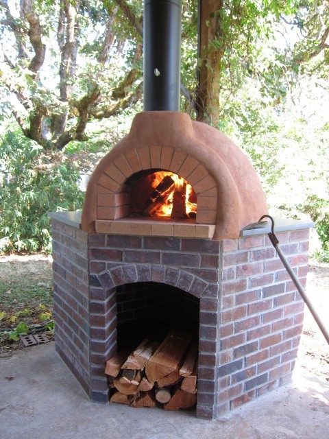 Oven at Wise Acres Farm - Eugene, OR - Firespeaking